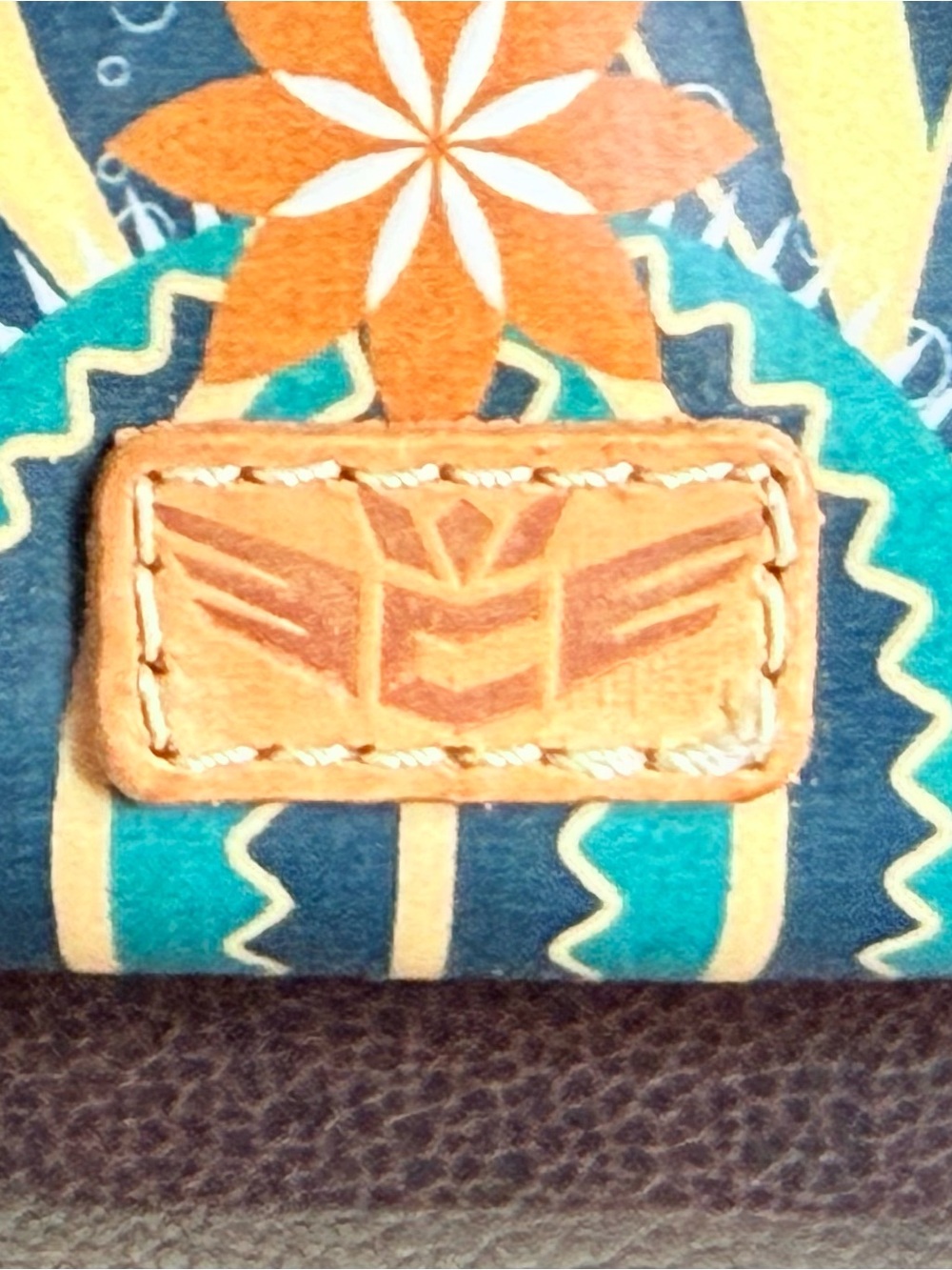 Consuela Medium Cosmetic Case - Picture 7 of 8